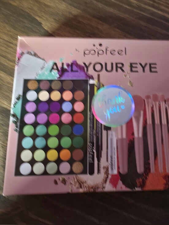 Other - Pudaier Apply Your Eye 32-Color Eyeshadow Palette - Pink Abd Brushes